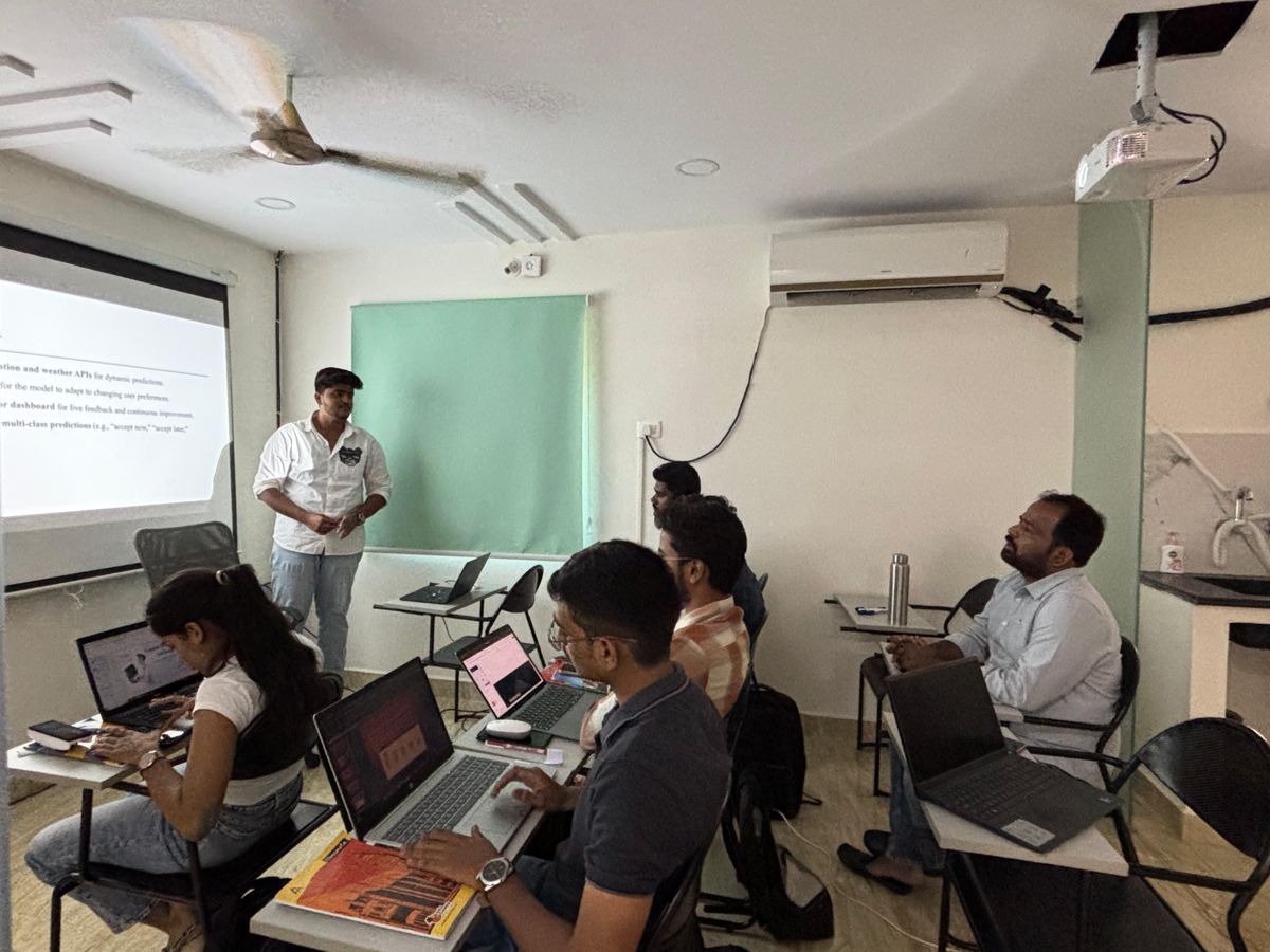 Live batch session at Unicus Learning